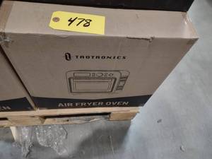 lot 478 image: Taotronics TT-AF012 Air Fryer Oven,...