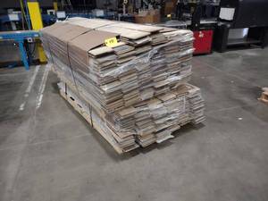 lot 493 image: Tongue & Groove Flooring on (2) Ski...