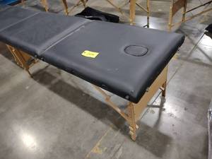 lot 506 image: Sierra Portable Massage Table...