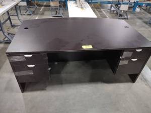 lot 516 image: Office Desk, 71x41...