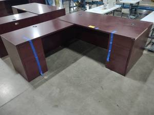 lot 517 image: Hon Office Desk, 72x35, with Secret...