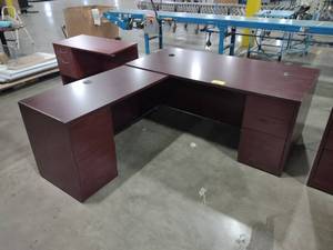 lot 524 image: Hon Office Desk, 72x35, with Secret...
