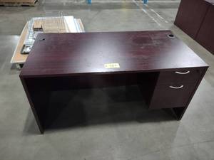 lot 526 image: Office Desk, 59x30...