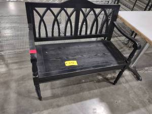 lot 548 image: 36 Bench...
