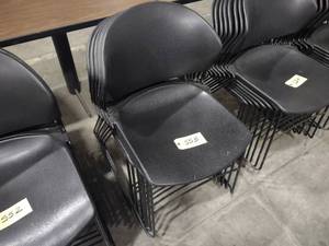 lot 553 image: (8) Trendway Stacking Chairs...