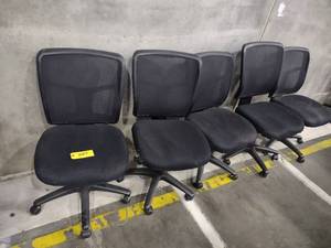 lot 559 image: (5) Chairs...