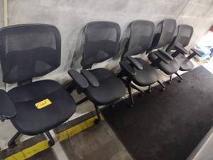 lot 563 image: (5) Chairs...