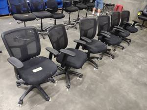 lot 567 image: (6) Chairs...