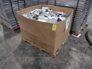 lot 318 image: Span Track Aluminum Components...