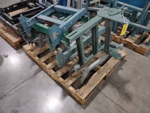 lot 321 image: (7) Conveyor Legs...