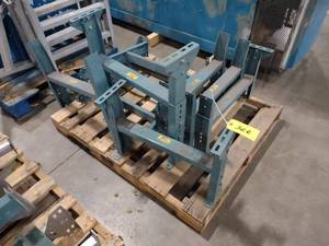 lot 322 image: (9) Conveyor Legs...