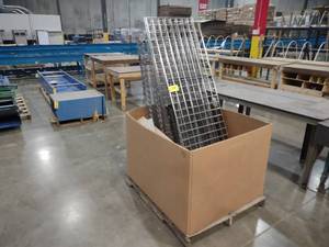 lot 343 image: Wire Grid, Wire Shelves, Misc. Comp...
