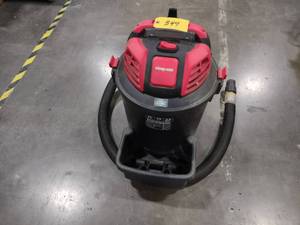lot 349 image: Shop Vac, 5.5 hp, 14 gallon...