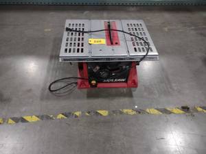 lot 355 image: Skilsaw 10 Portable Table Saw...