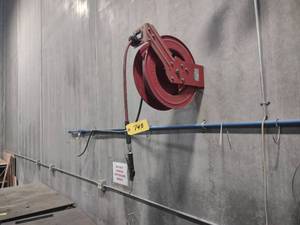 lot 743 image: Air Hose Reel...