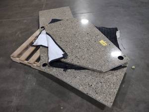 lot 819 image: Counter Top Remnants, 32 & 28 Pie...