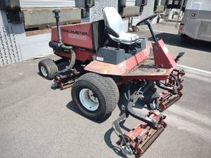 lot 810 image: Toro Reelmaster Model 5300D 96 Ree...