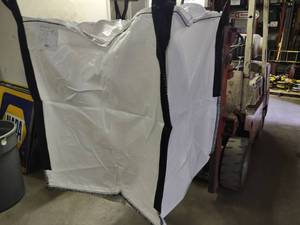 lot 820 image: (12) Super Sacks
