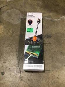 lot 34 image: Dyson V15 Detect Cordless Stick Vacuum Cleaner  Customer Returns See Pictures