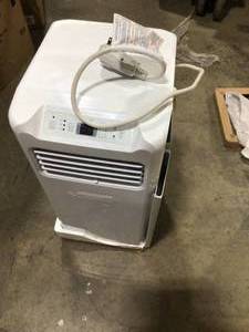 lot 39 image: Vissani 6000 BTU Portable Air Conditioner in White Customer Returns See Pictures