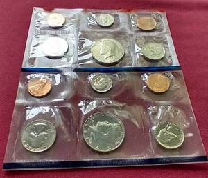 1987 Uncirculated Packets - P&D