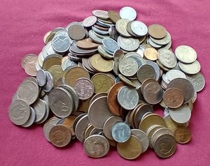 Huge 2.5 lb. Bag of Foreign Coins