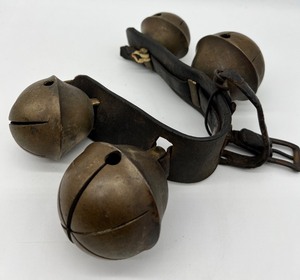 lot 6 image: Jingle All The Way  Vintage Brass Sleigh Bells