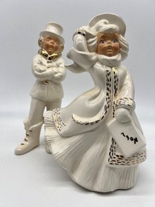 lot 7 image: Vintage ATLANTIC MOLD Ceramic Pair of Christmas Carolers