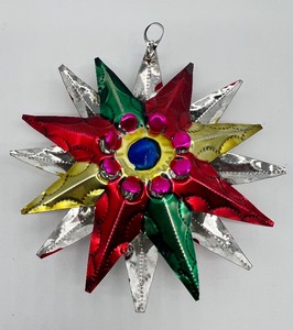 lot 40 image: Vintage Retro Foil Star