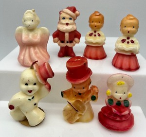 lot 49 image: Vintage Lot of Gurleys Christmas Candles