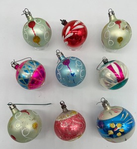lot 60 image: Vintage Glass Christmas Ornaments - Hand Painted - Including Poland