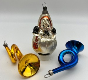 lot 111 image: Vintage Trio of Glass Christmas Ornaments - Figural and Horns - West Germany