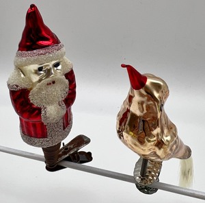 lot 113 image: Vintage Clip Glass Ornaments - Santa & Bird with Spun Glass Tail
