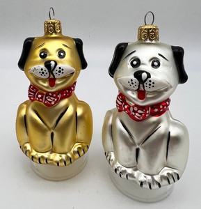 lot 119 image: Pair of Hand Blown Glass Ornament Dogs