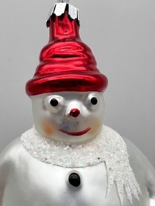 lot 152 image: RADKO Blown Glass Christmas Ornament - Frosty Snowman