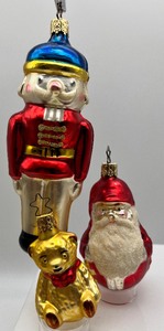 lot 174 image: INGE GLAS Glass Ornaments - German - Christmas Trio