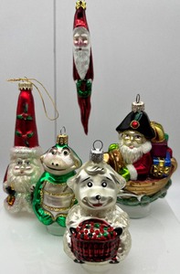 lot 189 image: Menagerie of Merriment  Hand Blown Glass Christmas Ornaments Lot of 5