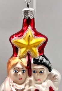 lot 170 image: RADKO Blown Glass Christmas Ornament - STAR CHILDREN