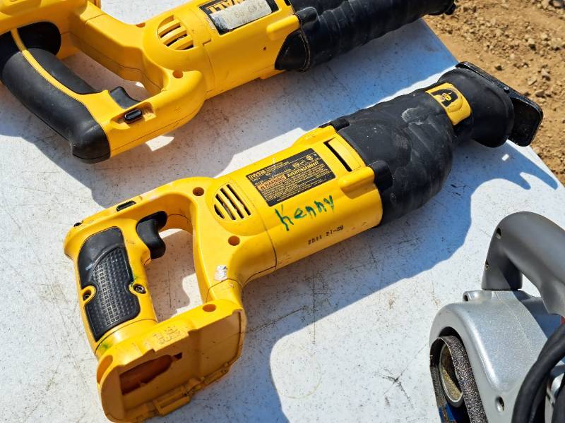 Dewalt dw938 18v online reciprocating saw