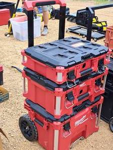 lot 3 image: Milwaukee Rolling Tool Caddy 3-piece