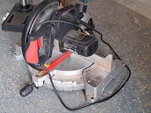 lot 30 image: Sears Craftsman 12 Compound Miter Saw 315.21205