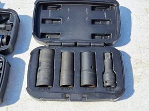lot 78 image: Husky Impact Socket Set 4-piece