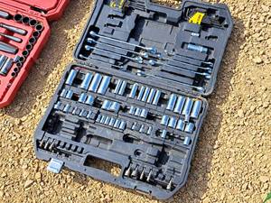 lot 86 image: DeWalt Socket Wrench Set