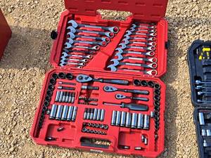lot 87 image: Craftsman Socket Wrench Set
