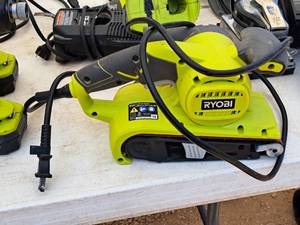 lot 102 image: Ryobi Belt Sander BE319 3x18