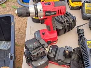 lot 123 image: Menard Tool Shop 12 18V Drill 241-9020 with (3) Batteries, Charger