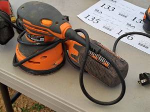 lot 138 image: Ridgid 5 Palm Sander R2601