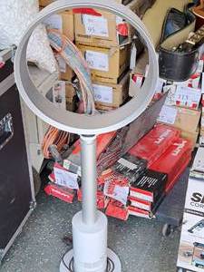 lot 222 image: Dyson Cool Upright Blade-less Fan