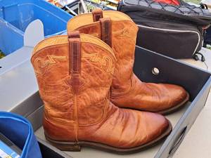 lot 247 image: Luchhese Size 13 Mens Leather Cowboy Boots