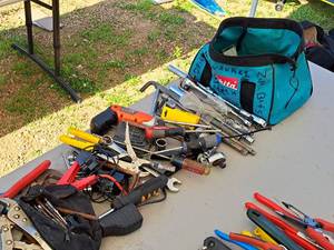 lot 161 image: Makita Tool Bag with Hand Tools - Ratchets, Wrenches, Screwdrivers, Pliers, Misc. Tools